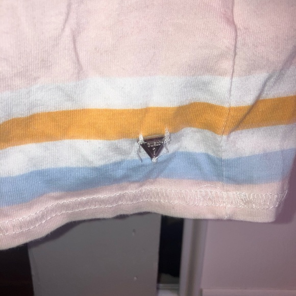 Y2K guess top - Picture 4 of 4